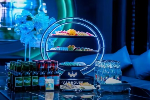 乌兰察布KTV招聘可兼职，1500起当天上班，兼职模特全职均